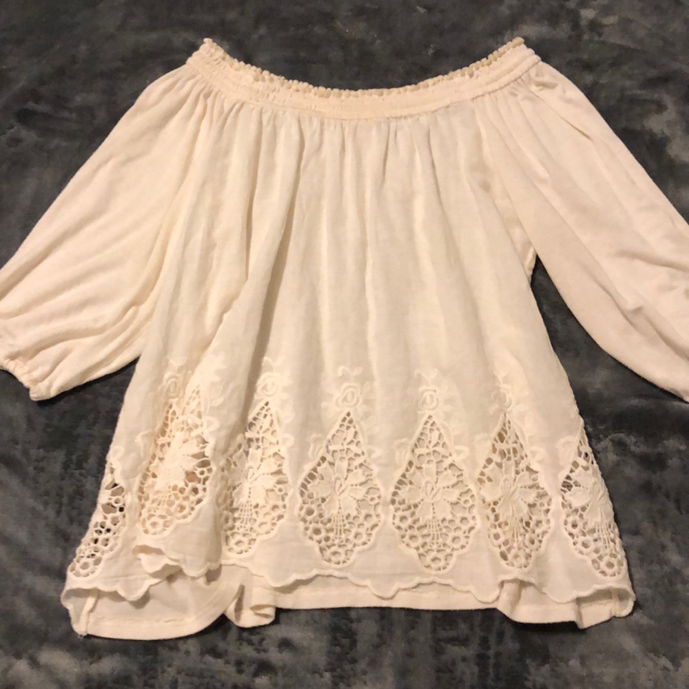White Hollister Top